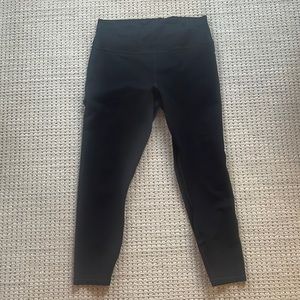 FABLETICS SIZE L SHORT BLACK LEGGINGS